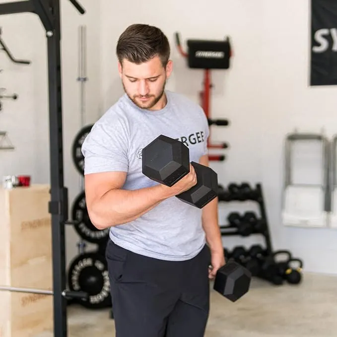 Iron%20Cast%20Rubber%20Coated%20Hexa%20Dumbbell%202.5KG%201%20Pair%20professional%20Exercise%20Hex%20Dumbbells%20for%20Full%20Body%20Workout,%20Home%20Gym%20Exercise%20-%20Image%204