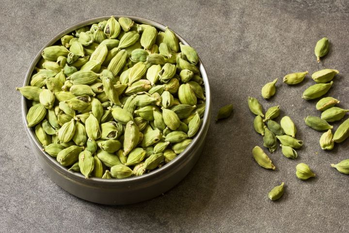 Cardamom/Sukumel- 100 GM (Best Quality)