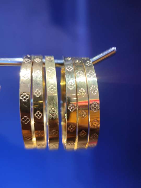 Four%20Leaf%20Clover%20Girls%20Bracelet%20-%20Image%204