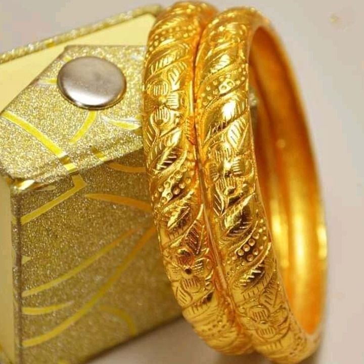 24k%20Gold%20Plated%20Bangals%20(Chura)%202%20piece%20-%20Image%202