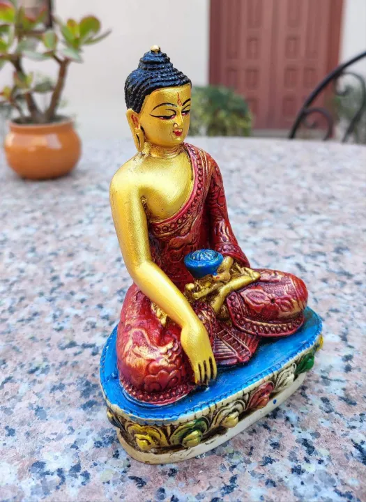 Artist%20Painted%20Buddha%20Statue(6%20Inch%20Height)/Gold%20Color/Hand%20Made/Hand%20Painted/Resin%20-%20Image%203