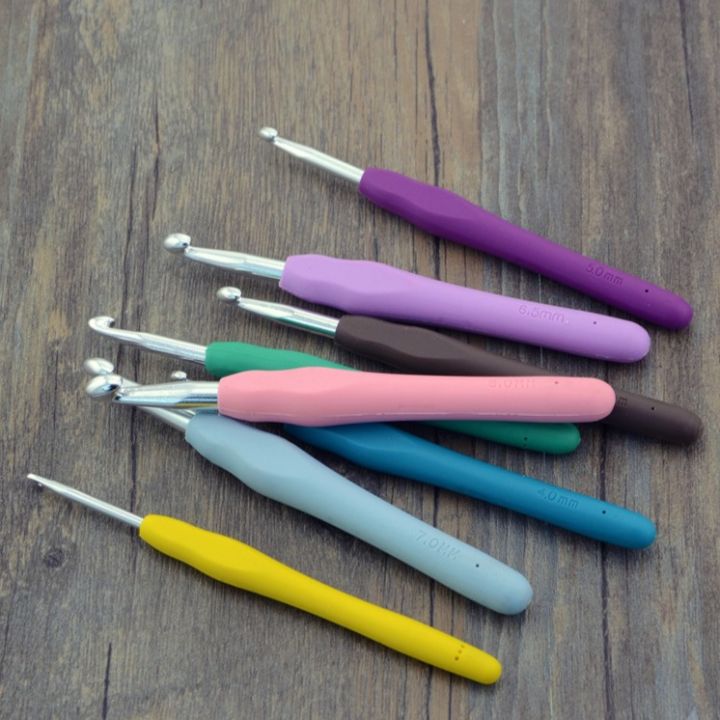 Crochet Hook Knitting Needle 1-9-12-14 Piece Set With Rubber Handle & Aluminum Body 2MM TO 10MM