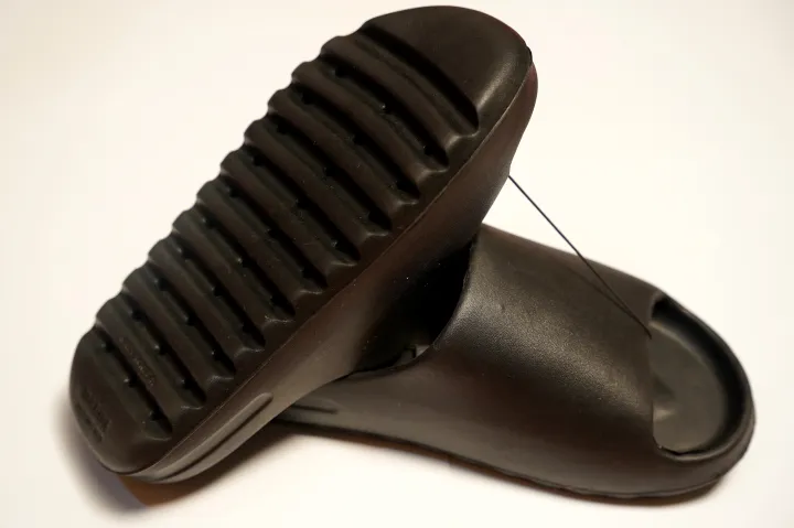 Eva%20Made%20in%20Nepal%20Comfortable%20Trendy%20Slippers-%201%20pair%20for%20Men%20-%20Image%203