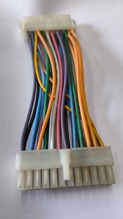 ATX%2020%20pin%20to%2024%20pin%20power%20supply%20female%20to%20male%20adapter%20-%20Image%202