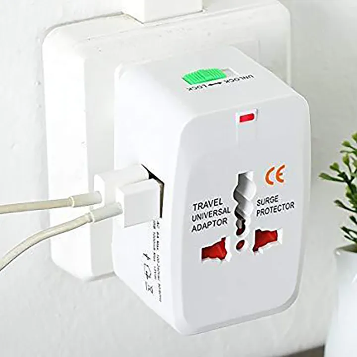 The%20Universal%20Travel%20Plug%20Adapter%20Converter%20With%20Universal%20Socket%20Travel%20Adapter%20%20With%20Dual%20Usb%20Port%20-%20Image%203