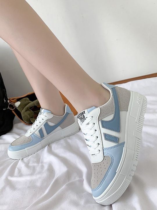 Vogue%20Women%20Summer%20Casual%20Shoes%20Flat%20Lace%20Up%20Couple%20White%20Sports%20Shoes%20Comfortable%20Hiking%20Women's%20Sneakers%20-%20Image%203