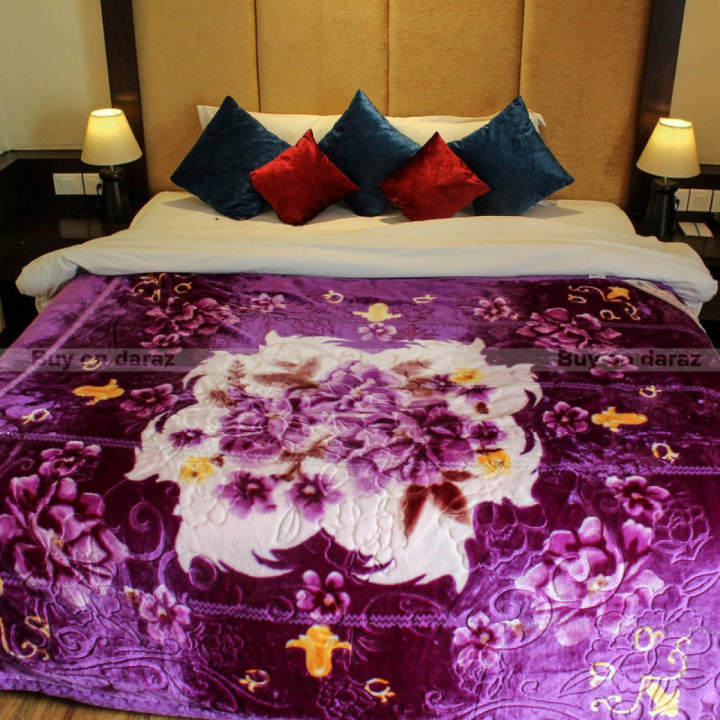 Purple%20Floral%20Double%20Ply%20Korean%20Double%20Bed%20Acrylic%20Blanket%20-%20Image%204