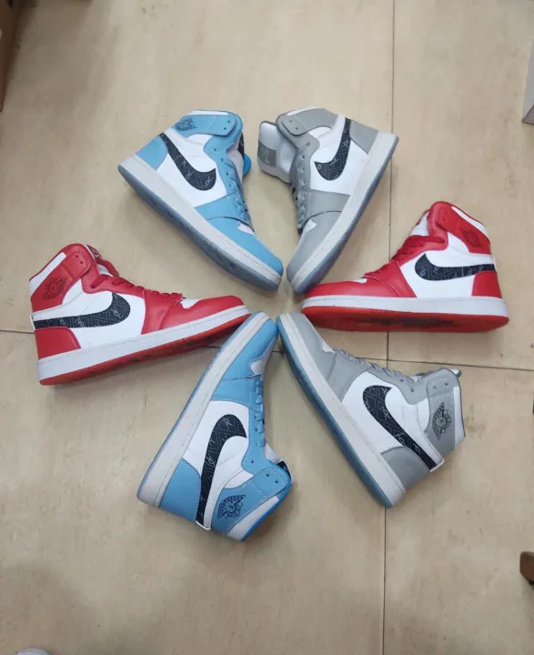 Dior%20x%20Jordan%201%20High%20OG%20Air%20Dior%20Sneaker%20Shoes%20For%20Men%20-%20Image%202