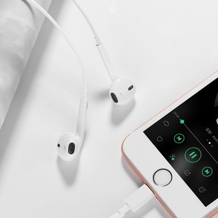 L9%20Plus%20Digital%20Earphones%20For%20Lightning%20-%20Image%202