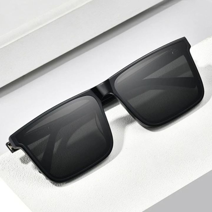 Polarized%20Square%20Black%20Sunglasses%20For%20Men%20-%20Image%206