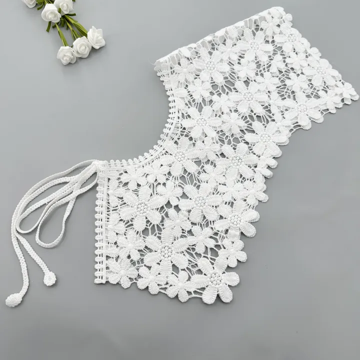 Li%20Hongyuan's%20fine%20embroidery,%20sweet%20scarf,%20college%20style%20age-reducing%20cut-out%20lace%20shawl%20-%20Image%204