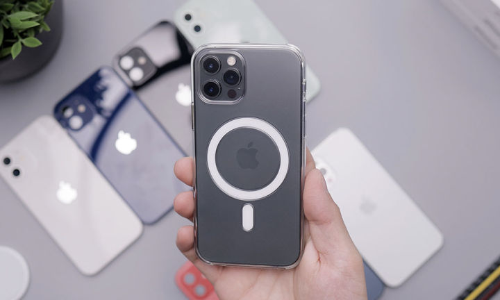 Apple%20MagSafe%20clear%20case%20-Transparent%20Magnetic%20Cover%20For%20Iphone%20All%20Model%20-%207Plus%20To%2016%20Pro%20Max%20(Premium%20Look%20Cover)%20-%20Image%205