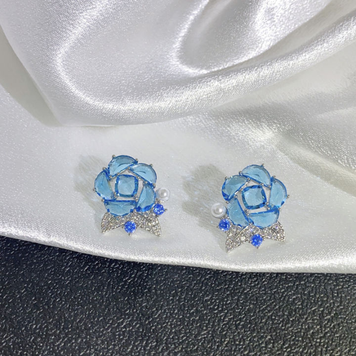 %E3%80%90Top%20Picks%E3%80%91French%20Sweet%20Pearl%20Embellished%20Rose%20Camellia%20Ear%20Studs%20Temperament%20High-grade%20Transparent%20Flower%20Earrings%20Women's%20Ear%20Jewelry%20-%20Image%206