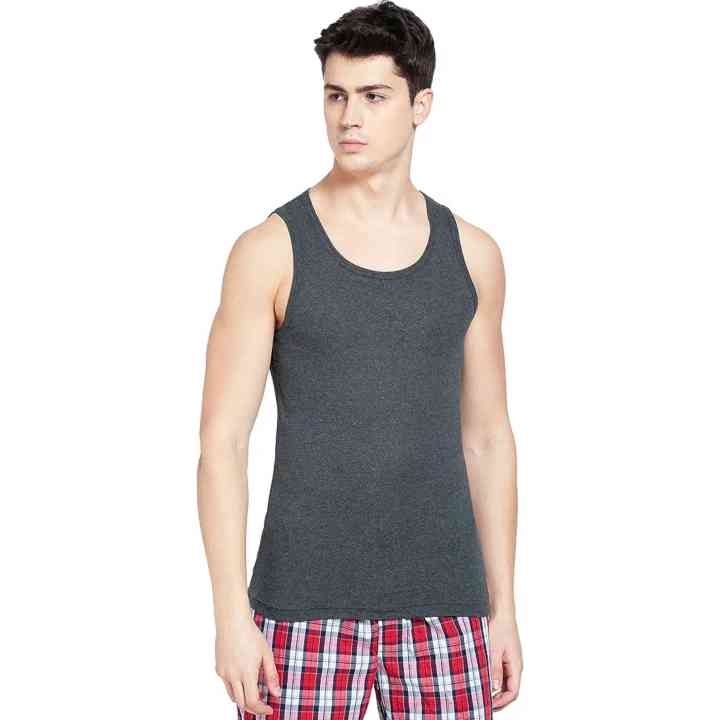 Jockey%20FP04%20Men's%20Super%20Combed%20Cotton%20Rib%20Round%20Neck%20Sleeveless%20Vest%20-%20Image%206