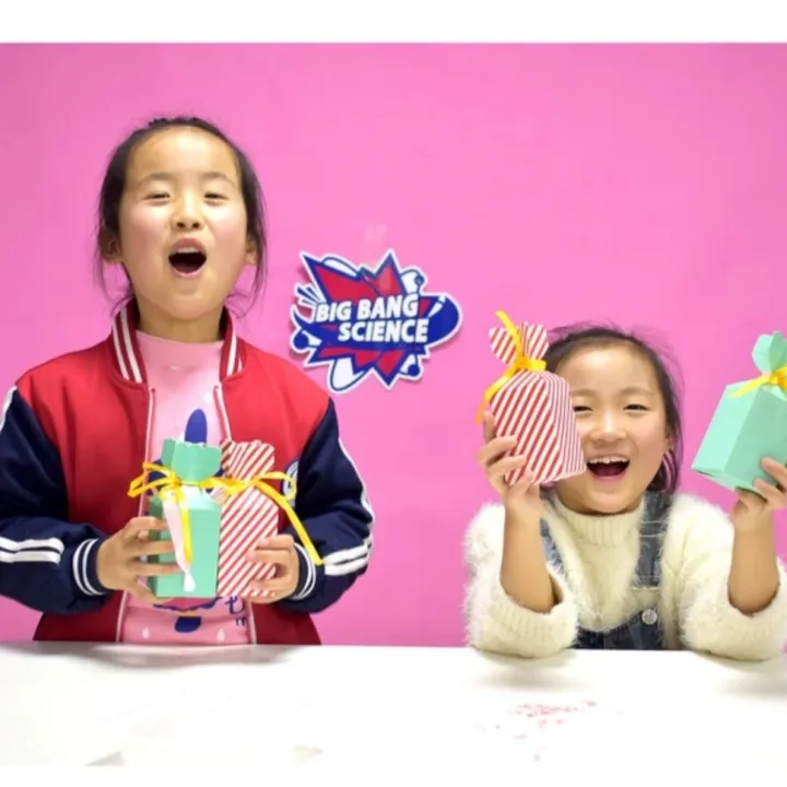 Bath%20bomb%20factory%20-%20Image%2010