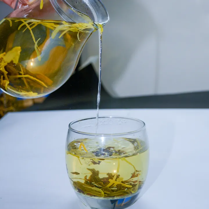Uplift%20Herbal%20Tea%20For%20Heart%20Health,%20Healthier%20Skin,%20Weight%20Loss,%20Increase%20Immunity,%20Reduces%20Inflammation,%20And%20Detoxification%20%20-%2065GMS%20Kraft%20Pack%20-%20Suiro%20Teas%20-%20Image%203