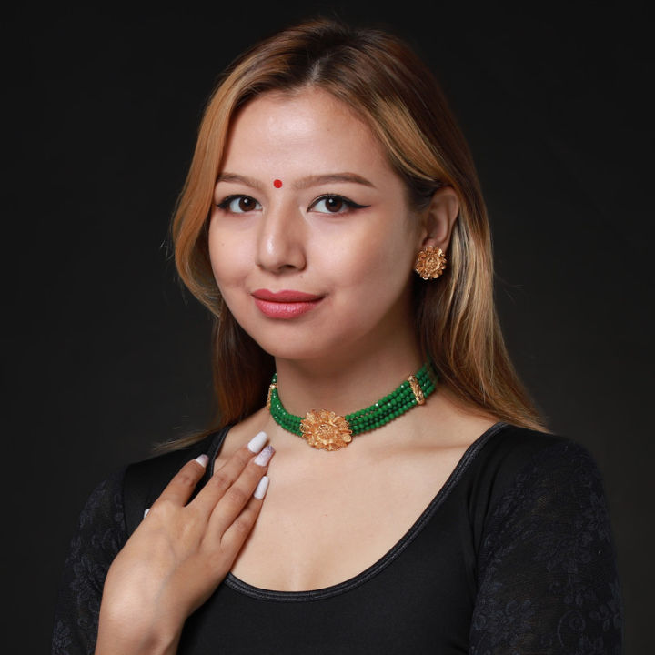 Golden%20Gold%20Plated%20Green%20Moti%20Design%20Choker%20Set%20For%20Women%20-%20Image%203