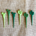 Fruit Forks Set Party Dessert Cactus Appetizer Picks Portable Food Kids Sticks Cafe Reusable Decorative Toothpicks Set. 