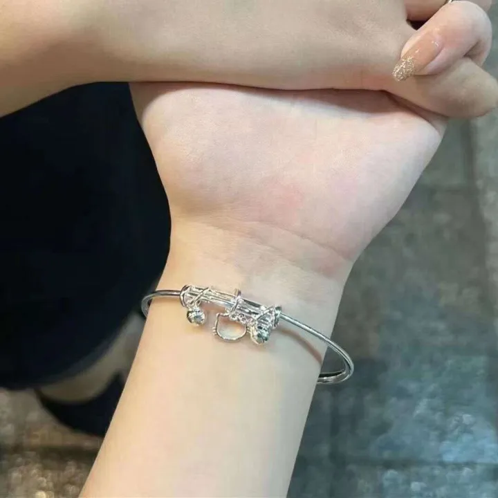 New%20KT%20Cat%20Bell%20Simple%20Versatile%20Hello%20Kitty%20Pendant%20Push-Pull%20Bracelet%20Gift%20for%20Best%20Friend%20Girlfriend%20-%20Image%203