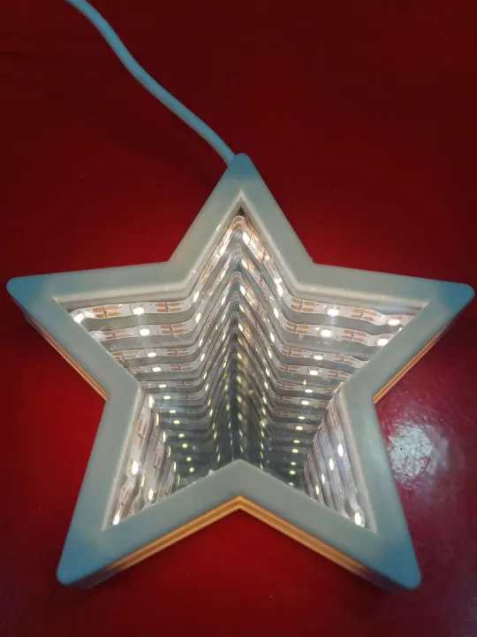 LED%20Star%20Infinity%20Mirror%20Decorative%20Hanging%20Light%20-Set%20of%208%20Stars%20-%20Image%207