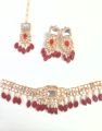 Kundan jewellery set. 