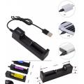 18650 Universal 1 slot Battery USB Charger adapter Rechargeable Batteries Li-ion. 