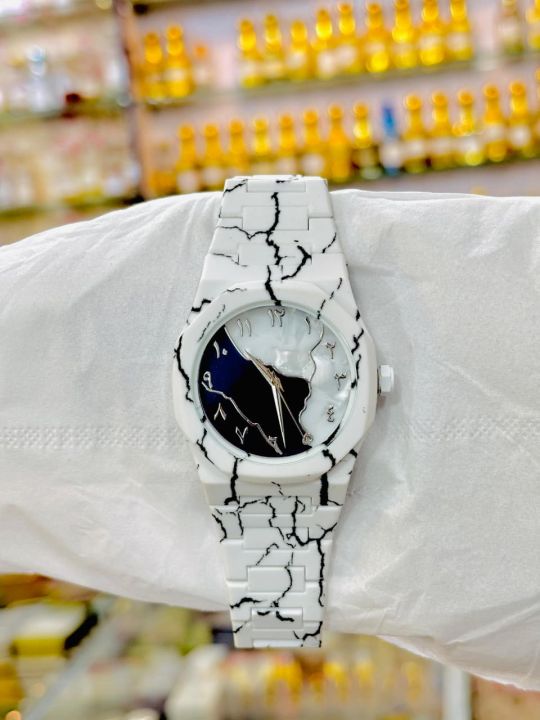 Black%20Arabic%20Aura%20Watch%20For%20Men%20Stylish%20Aura%20Watch%20100%25%20Original%20Watch%20Amazing%20Smart%20Watch%20with%20Arabic%20numerals%20fiber%20chain%20unisex%20Butterfly%20Clasp%20-%20Image%209