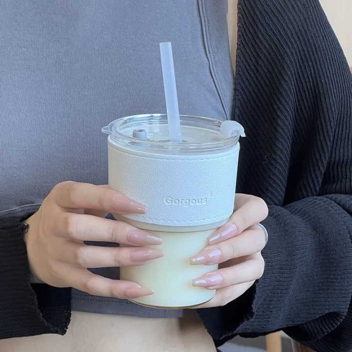 450ml%20Coffee%20Glass%20Mug%20Cups%20with%20Lids%20and%20Straws%20with%20Leather%20Sleeve%20Reusable%20Glass%20Coffee%20Tumbler%20-%20Image%206