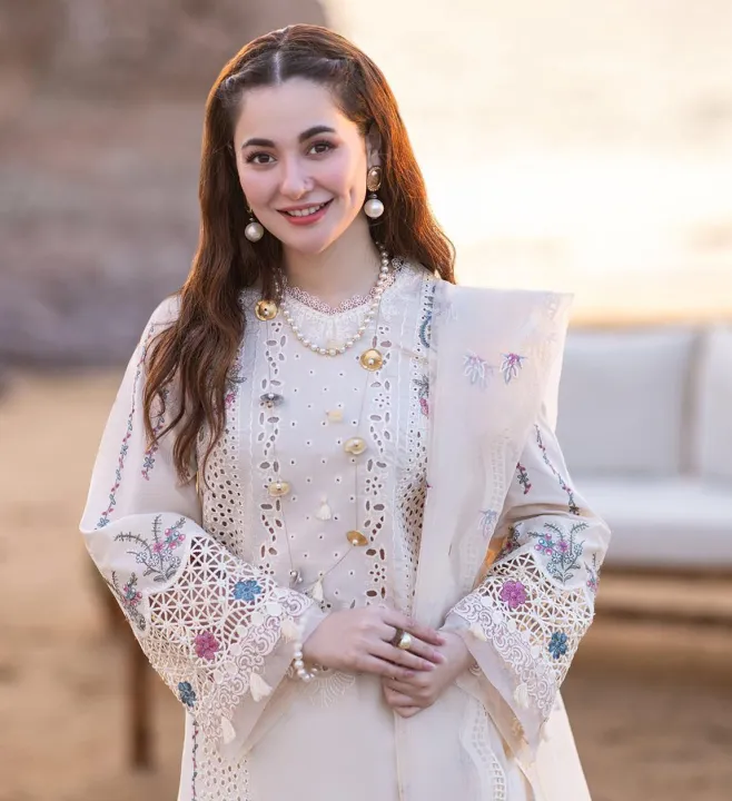 Luxury Lawn Chicken Kari 3PC Suit – Heavy Embroidered Front with ...