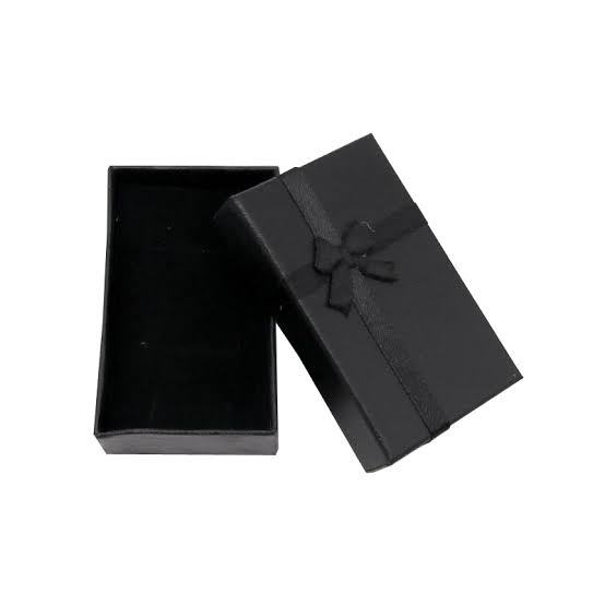 Beautiful%20black%20gift%20box%20for%20braclet,%20chain%20and%20small%20jewelry%20items%20...6x8cm%20-%20Image%203
