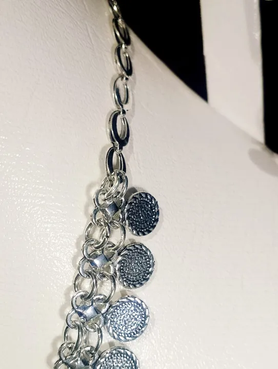 Silver%20Long%20Mala%20Set%20with%20Dangling%20Coins%20%E2%80%93%20Ethnic%20Traditional%20Jewelry%20-%20Image%2010