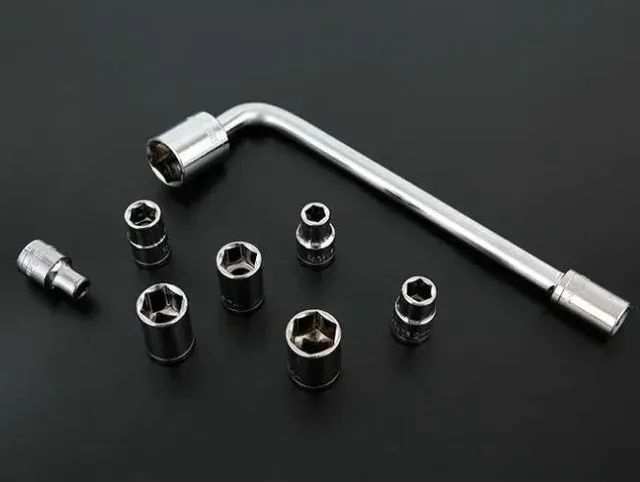 Professional%20Heavy%20Duty%20Socket%20Wrench%20Set%20Tool%20Kit%209%20Pc%201/2%E2%80%B3%20Drive%20Socket%20Set%208-21m%20Impact%20Socket%20Set%20Socket%20Wrench%20Set%20Metric%20And%20Standard%20Mechanic%20Tools%20Kit%20Bit%20Sockets%20For%20Automotive%20Repair%20&%20Householdm%20Metric%20Sockets%20With%20%E2%80%9CL%E2%80%9D%20Wrench%20In%20Box%20-%20Image%207