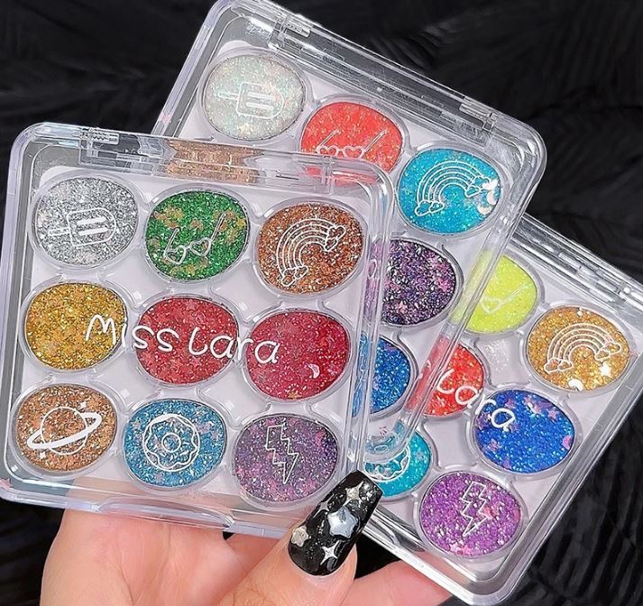 9 Colours Glitter Eyeshadow Palette, Shimmer Ultra Pigmented, Shining Eyeshadow Pearlescent Make-Up, Highly Pigmented Shimmer, Matte Glitter, Makeup Palette