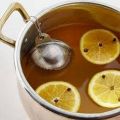 Spice, Herb,Tea and Seasoning Filter Ball with Hanging Hook - Stainless Steel Ball Tea Infuser Mesh Filter Strainer w/hook Loose Tea Leaf Spice Ball with Rope chain Home Kitchen Tools 1026. 