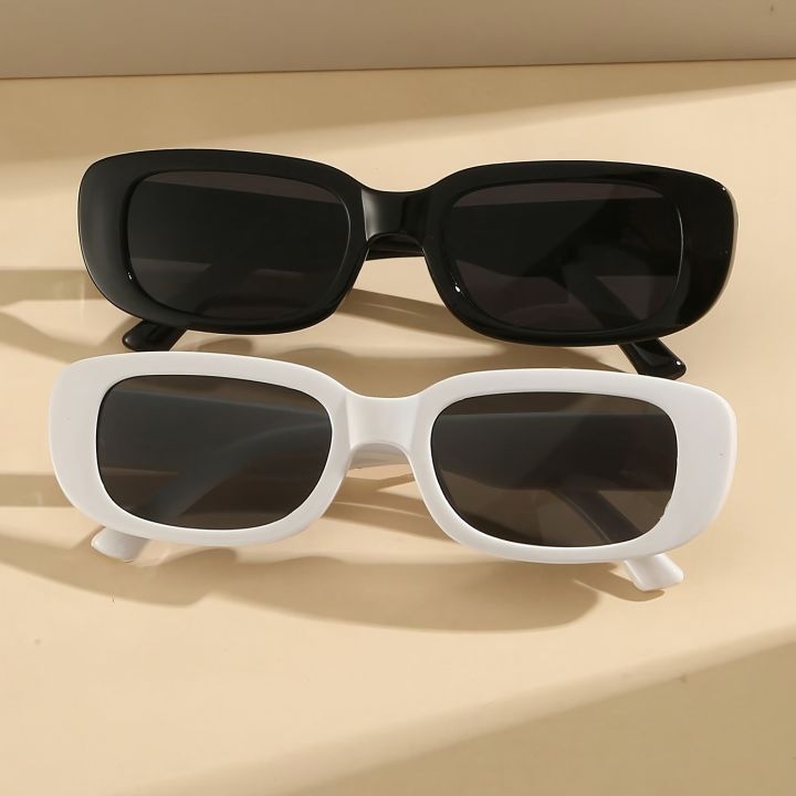 Eldorado%20Classic%20Rectangle%20Frame%20Sunglasses%20for%20Women%20&%20Men%7C%20Vintage%20Small%20Square%20Sunglasses%20-%20Image%203