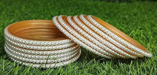 ladies%20bangles%20-Trendy%20pearl%20Bangles%20with%20White%20Pearls/Beads%20churiya%2012%20pcs%20for%20Girls%20and%20Women"%20churiyan%20set%20-%20sizes%202%20or%202.5%20dhai%20-%20Image%203