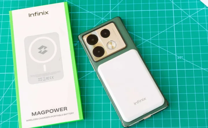 Infinix%20Note%2040%20Pro%2012GB+12GB%20Ram%20256GB%20Rom%20%5BWith%20Wireless%20Mag%20Gift%5D%20,%20Display%206.78''%203D-Curved%20AMOLED%20,%205000%20mAh-%20Fast%20battery%2070W%20wired,20W%20wireless%20-%20Image%203