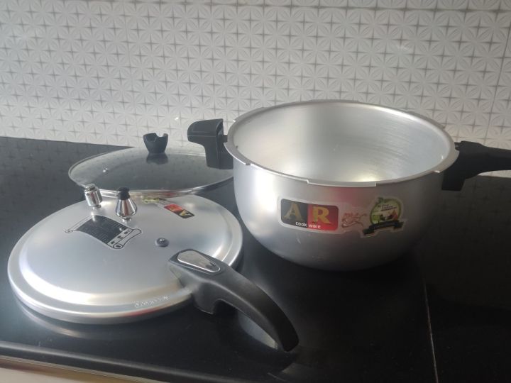 AR%20Heavy%20Weight%20Aluminum%20Cooker%20with%20Double%20Lid%20%E2%80%93%205L%20to%2011L%20%20High-Performance%20Pressure%20Cooker%20-%20Image%205