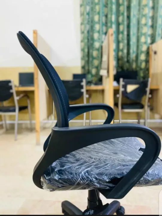 Office%20Chair-%20office%20Revolving%20chair-mesh%20back%20chair%20-%20Image%205