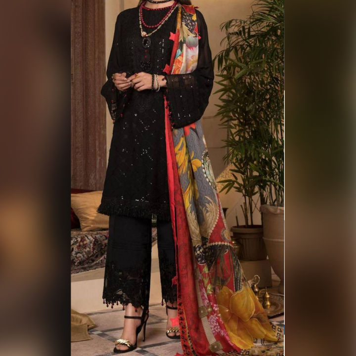 Women%20Chiffon%20Dress%20With%20Silk%20Digital%20Printed%20Dupatta%20-%20Image%203