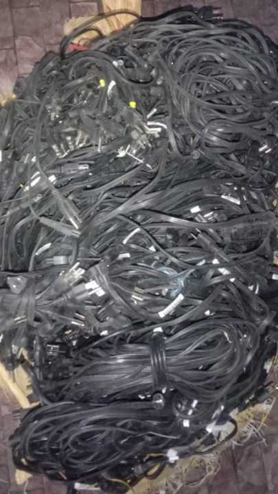 Latop%20Charger%20POWER%20Cable%20Lead%203%20Pin1.5M%20Latop%20Charger%20ORIGINAL%20BRANDED%20-%20Image%202