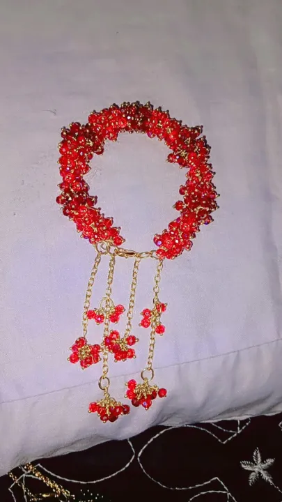 Handmade%20Necklace%20&%20Bangle%20Set%20for%20Women%20%E2%80%93%20Stylish%20Resin%20Jewelry%20Set%20%E2%80%93%20Elegant%20Gift%20for%20Girls%20-%20Image%205