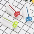 Press Manual Squeezed Toothpaste Multifunctional Toothpaste Tube Squeezer Clip-on Facial Cleanser Squeezer Bathroom Supplies. 