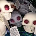 Halloween Squeeze Toys Skull Stress Ball Halloween Squishy Toys Skeleton Head Ugly Cute Bursting Eyes Wacky Creations Kid Toys. 