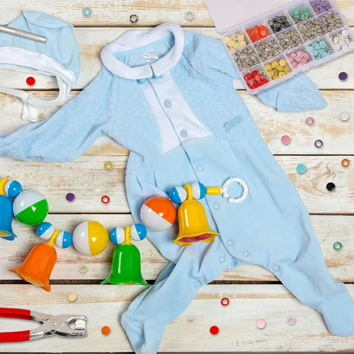 Imported%20Quality%20Pliers%20Button%20Press%20Tool%20With%2025%20Button%20Metal%20Prong%20Snaps%20Buttons%20%20Sewing%20Free%20Snap%20Button%20Kit%20with%20Manual%20Pliers%20Hand%20Press%20Studs%20Tool%20-%20Image%206