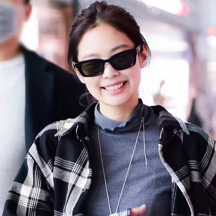 Top%20Notch%20Rectangle%20Narrow%20Retro%20%20Frame%20Sun%20Glasses%20For%20Girls%20&%20Boys%20-%20Small%20Square%20Narrow%20Frame%20Sunglasses%20Hollowed%20Out%20Sunglasses%20For%20Men%20&%20Women%20-%20Image%203