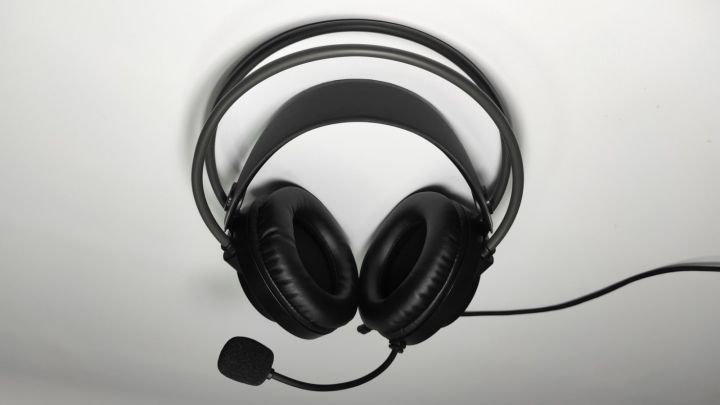A4Tech%20FH200U%20FSTYLER%20-%20USB%20Over-Ear%20Headphones%20-%20Noise%20Cancelling%20-%20Image%203