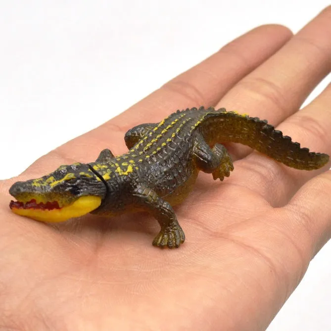 Realistic%20Rubber%20Alligator%20Toy%2010cm%20-%20Wild%20Animal%20Zoo%20Figure%20for%20Kids%20%7C%20Magar%20Mach%20Play%20Toy%20-%20Image%203