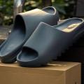 New Yeezy Slides Foamy Flip flops Soft and Comfortable. 