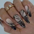 24pcs/set Long Stiletto Nails Punk Snake Pattern Black White Matte False Nails Artificial Full Nail Tips Manicure Tools. 